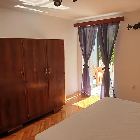 Pem 2 Apartment Pula