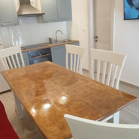 Pem 2 Apartment Pula